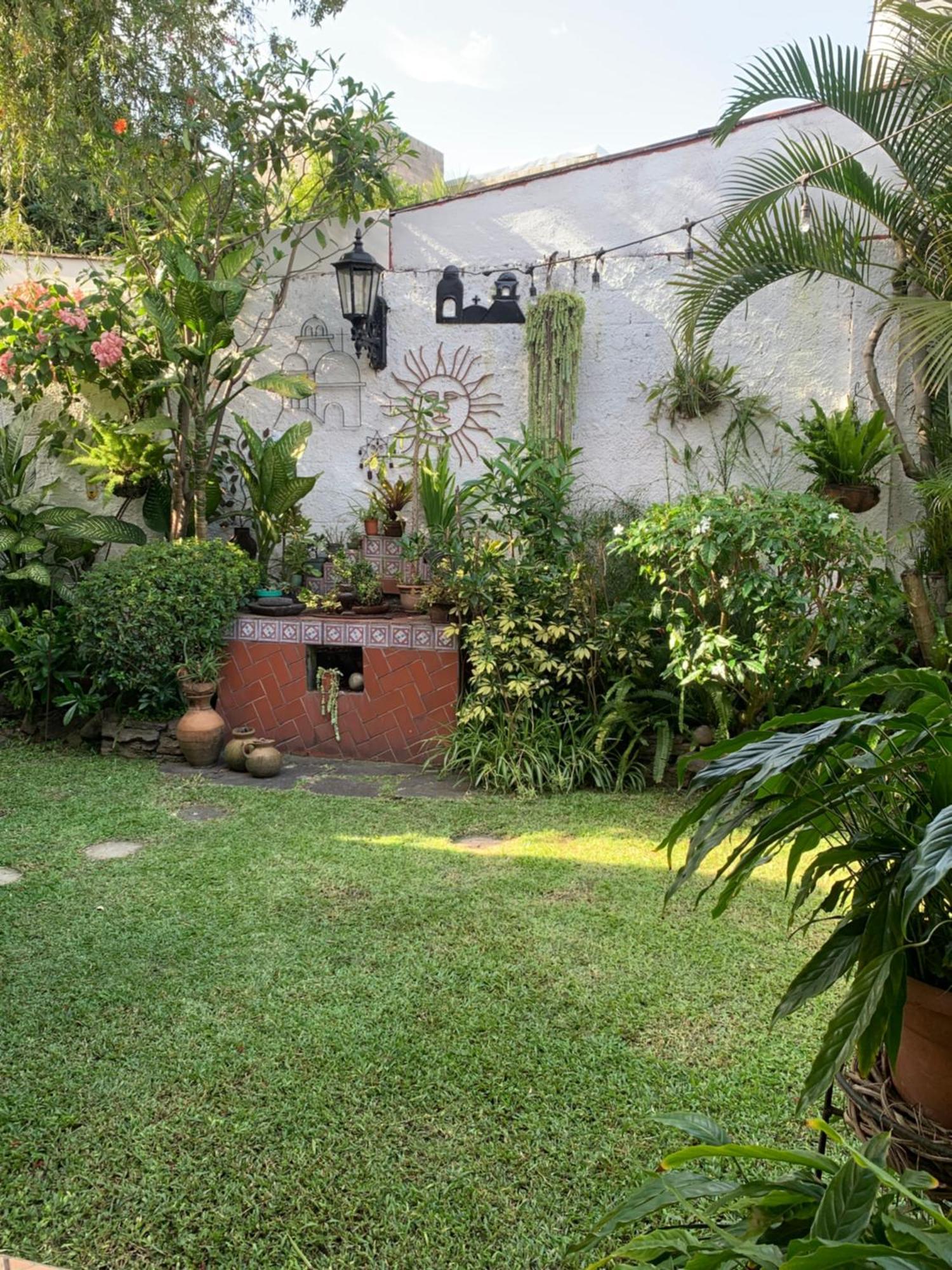 Hotel La Posada Del Angel San Salvador Exterior photo